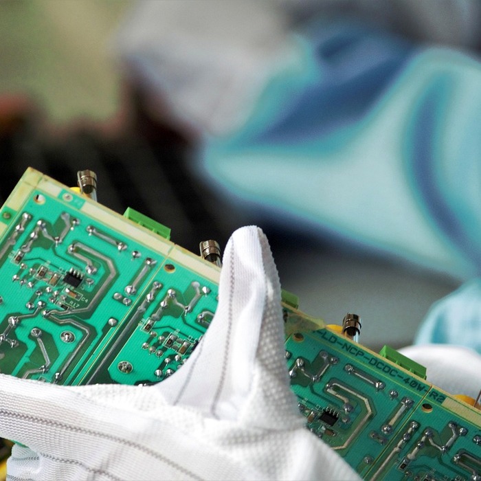 반도체 부품 제조