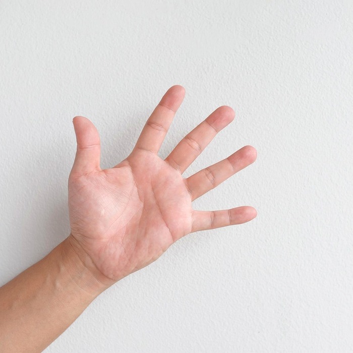 어두운 피부톤 스타일