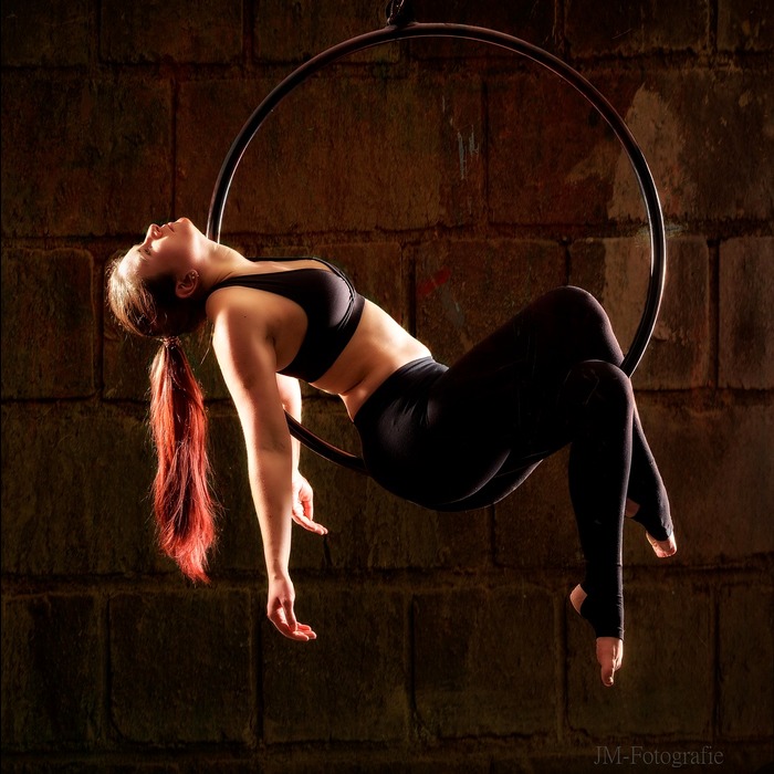 어깨 유연성 동작